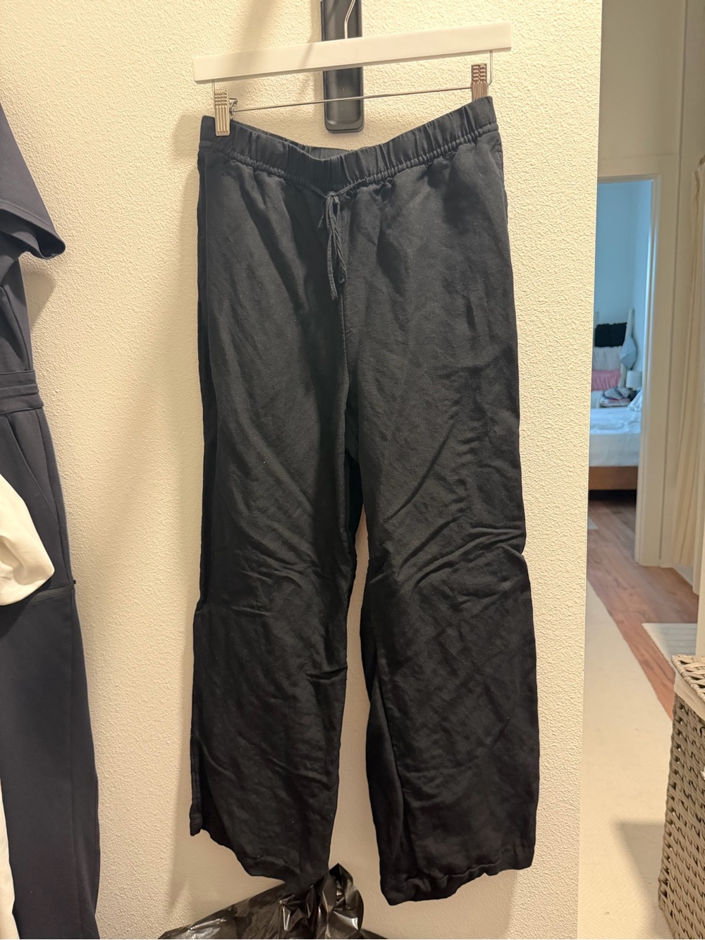 H&M Black Straight-Leg Drawstring Waist linen Pants